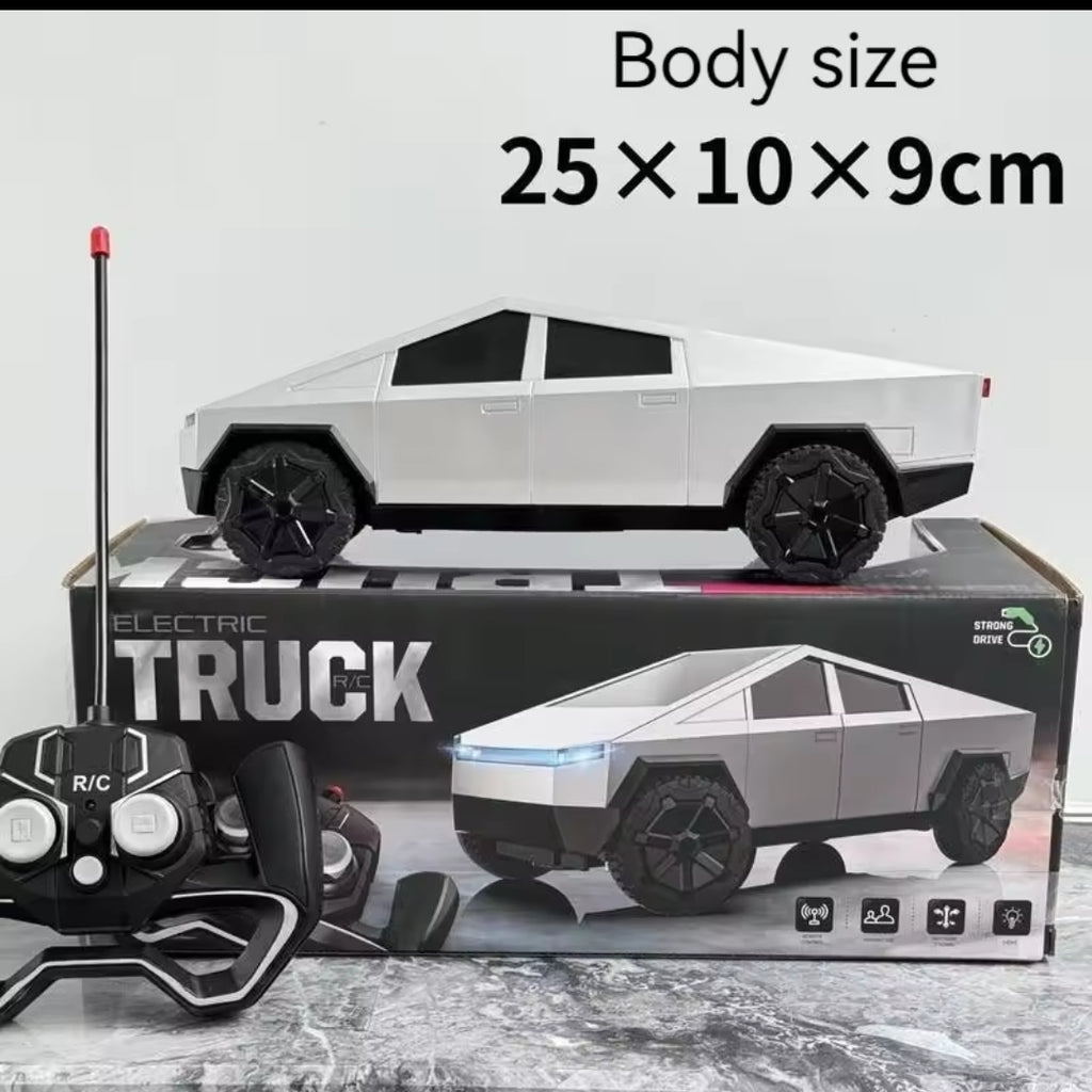 1/12 Scale Cybr Truck RC Car